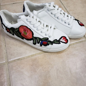 Mary Ann White Floral Sneaker